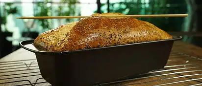 Jak upiec chleb bananowy? Przepis krok po kroku
