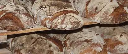 Czy świeże drożdże piekarskie można mrozić? Porady